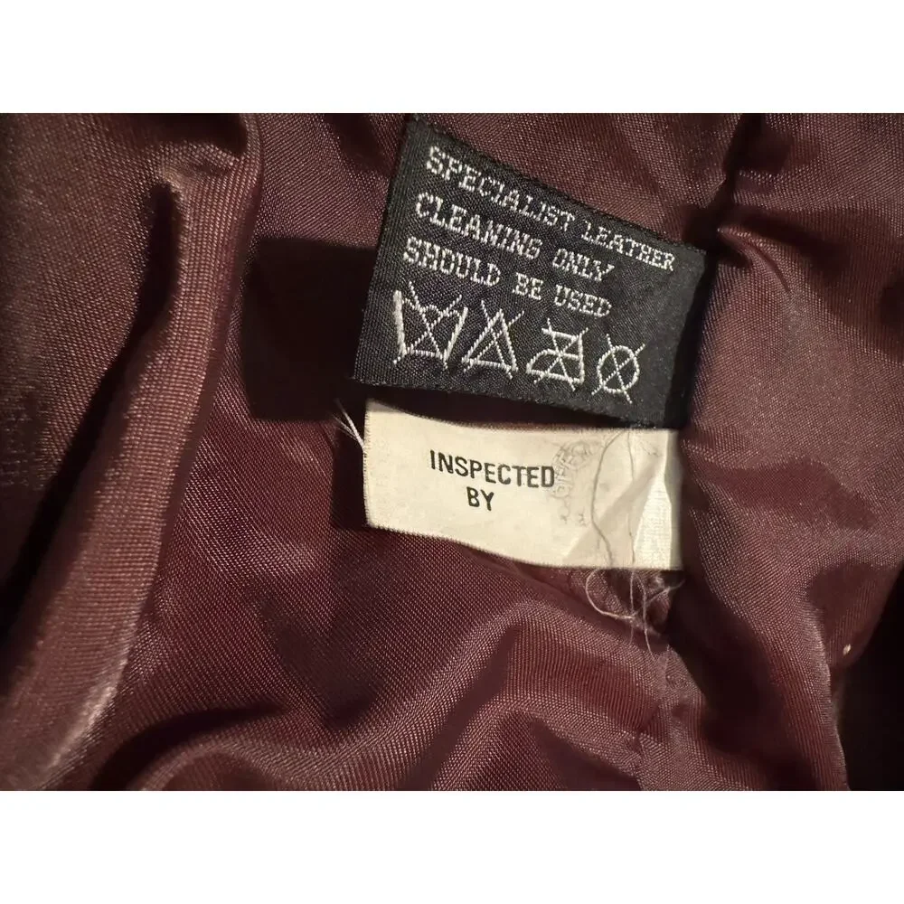 Classic Men's Brown Leather Jacket - Brand Unspecified